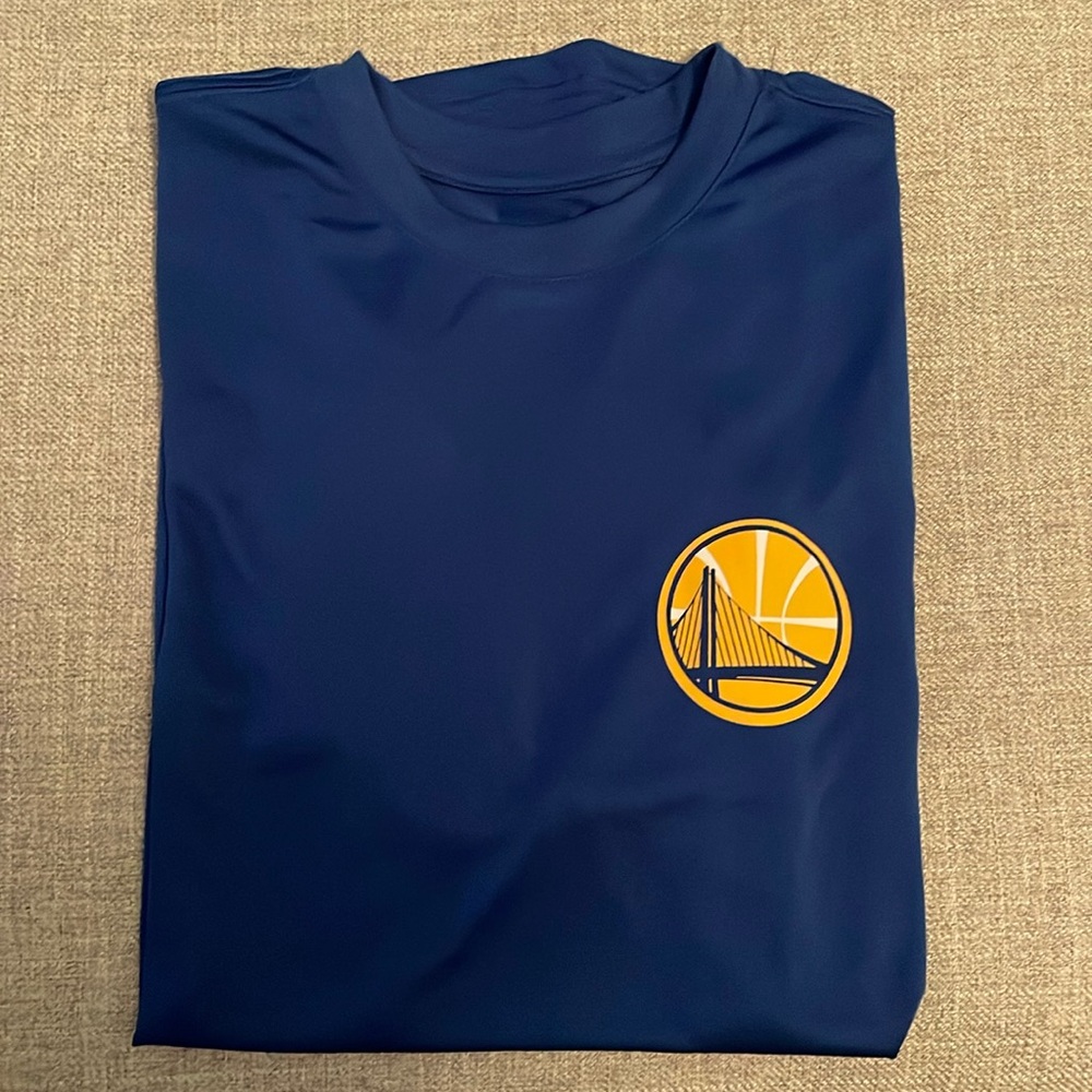 Rue21 Golden State Warriors work out shirt